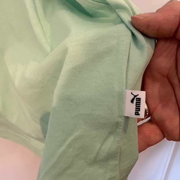 Puma T-shirt - Picture 2 of 4
